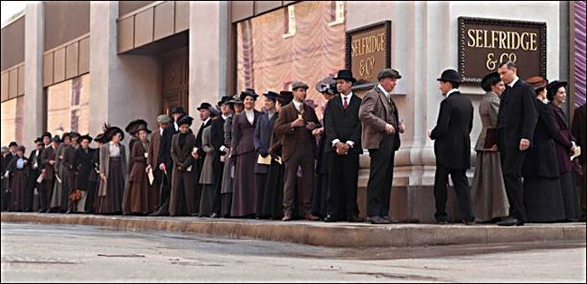 Selfridges department store on opening day 15th March 1909 customers queued up around the streets